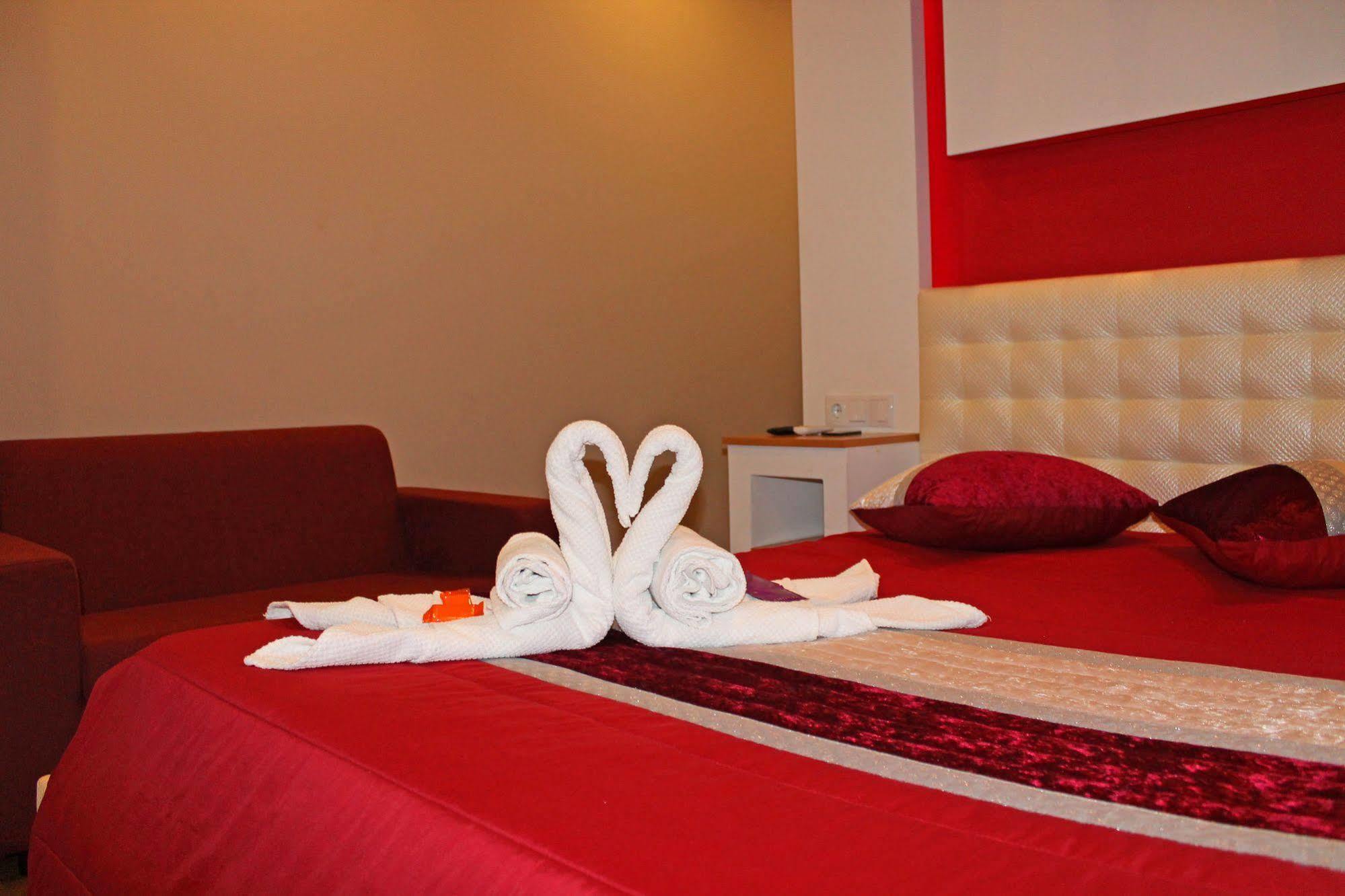 Monte Carlo Love Porto Ngoại thất bức ảnh